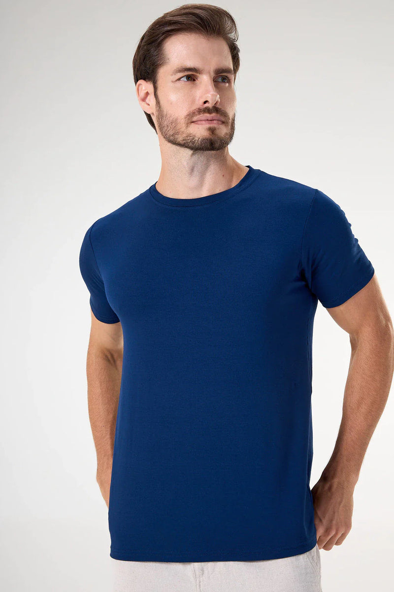 (Pague 2, Leve 3) Kit Camisetas Zavox Slim em Elastano e Viscose Macia + 3 Bermudas e Relógio GRÁTIS